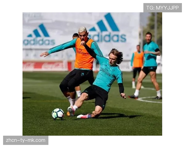 老将洛里昂门将莫里巴，在连续一周双赛下完成职业生涯最高扑救次数