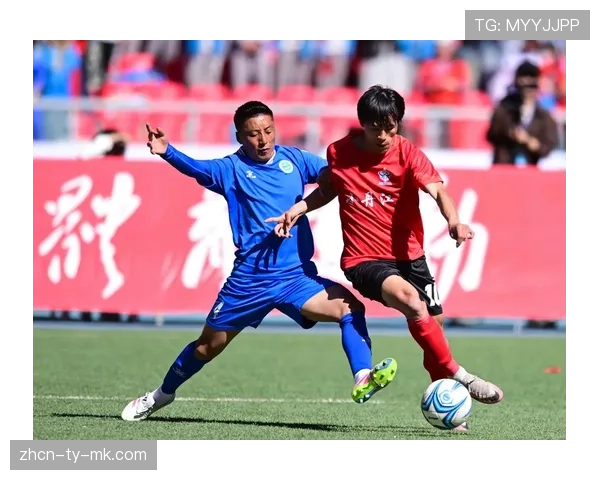 首次在联赛直播中接入高校足球赛场多机位信号，作为垫场节目播出